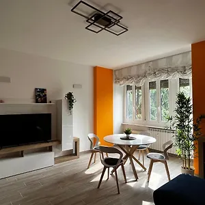 Appartamento The Bright Place: Wide And Modern In, Milano